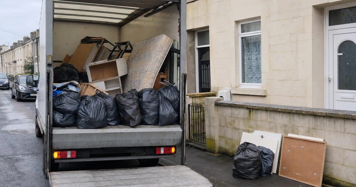 What Can Go in a Rubbish Removal Van in Trowbridge?